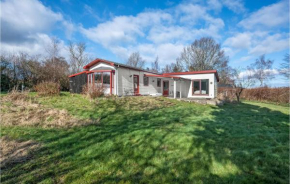Awesome Home In Mesinge With Wifi